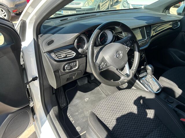 OPEL ASTRA SELECTIVE 1.6 CDTI AUTO SPANISH LHD IN SPAIN 96000 MILES SUPERB 2018